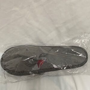 Delta One Slippers